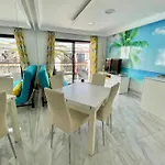 Casa Amaya 208 *